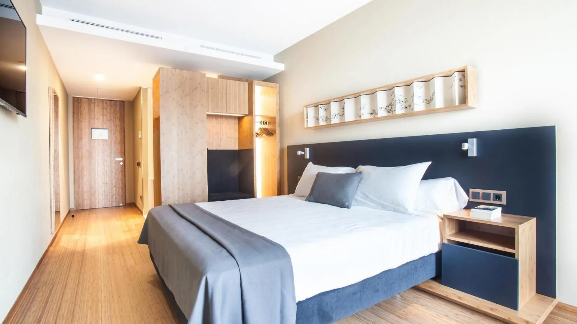 Eurostars Barcelona Central 5*,  İspanya